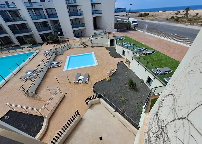 Ocean View Penthouse El アパート *