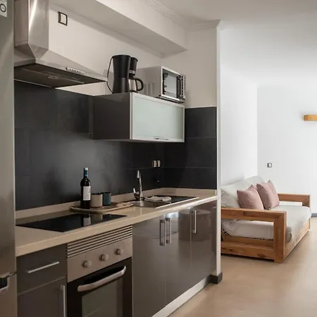 Ocean View Penthouse El Apartamento